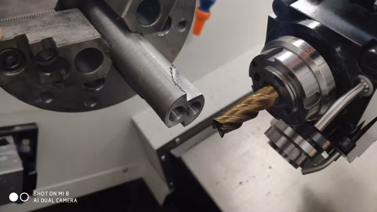 QLM-508M Torno CNC de Alta Precisão e Fresamento com Fuso + Eixo Y